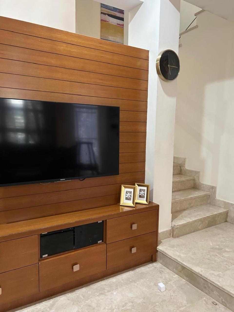 Gatsby Grandeur Luxury Villa 班加罗尔 外观 照片