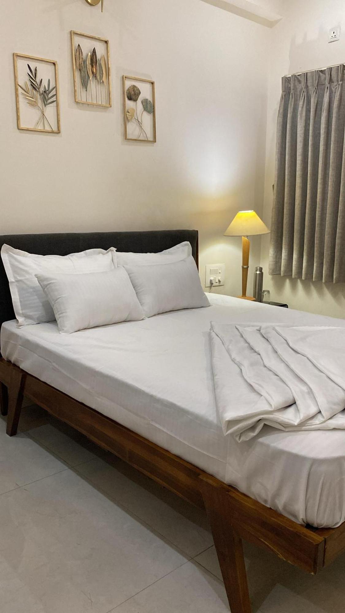 Gatsby Grandeur Luxury Villa 班加罗尔 外观 照片